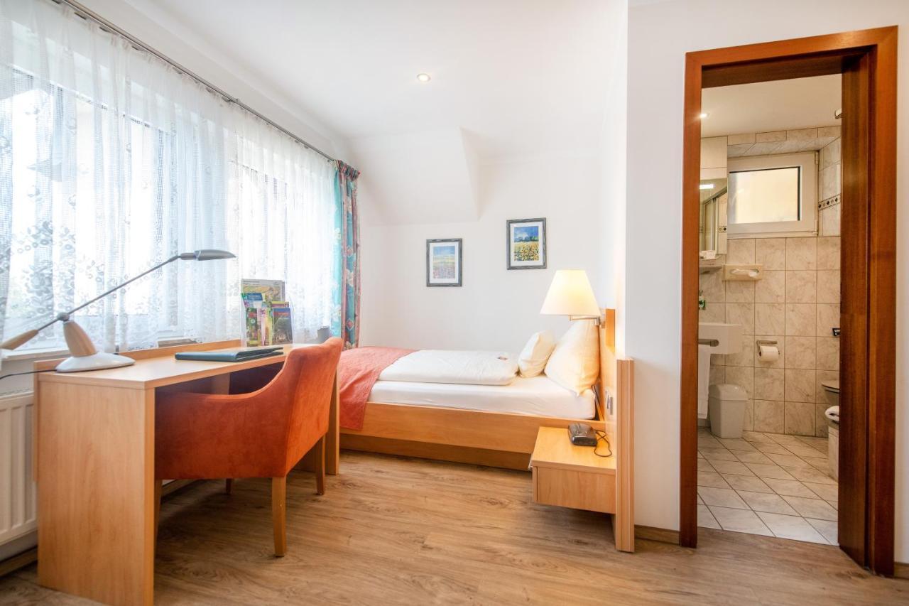 Waldesblick, Hotel-Restaurant Lahr  Chambre photo