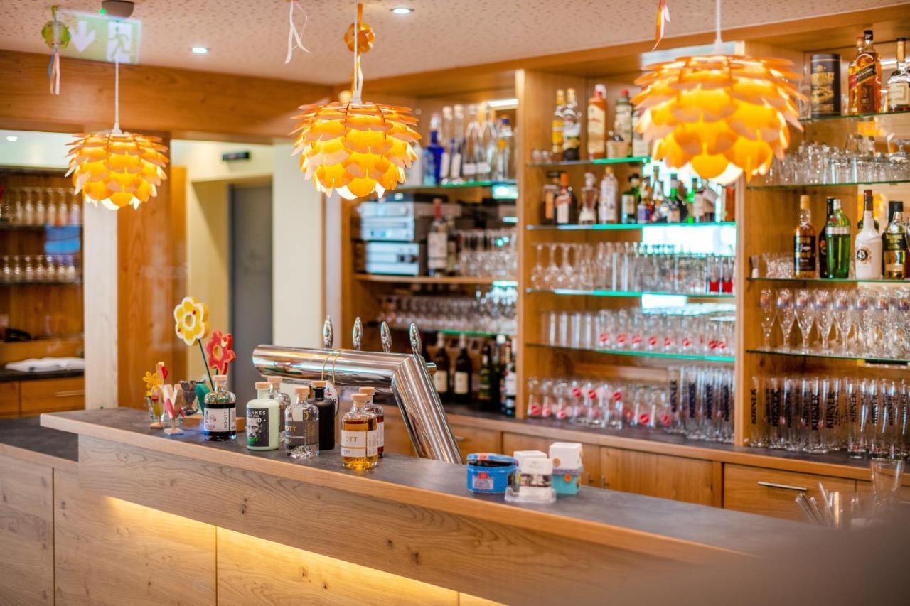 Waldesblick, Hotel-Restaurant Lahr  Extérieur photo