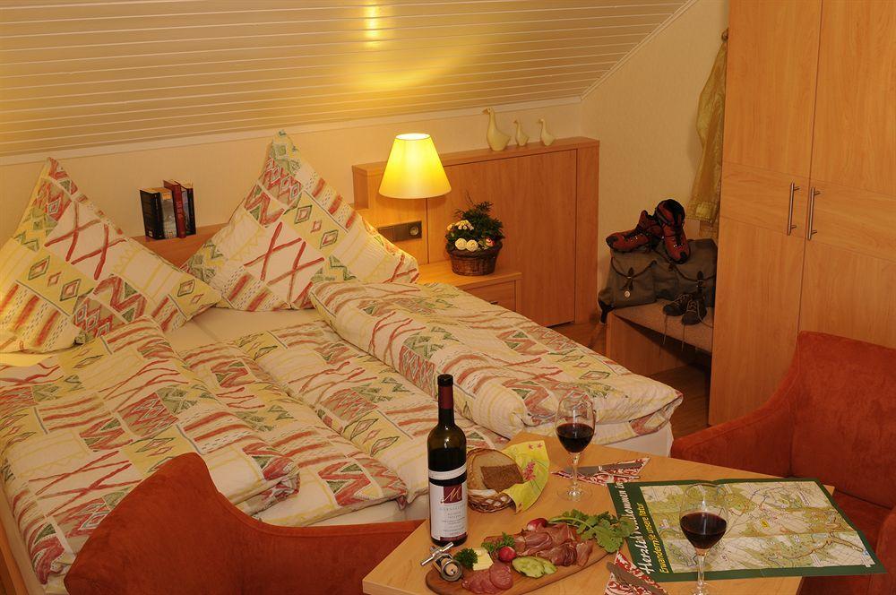 Waldesblick, Hotel-Restaurant Lahr  Extérieur photo